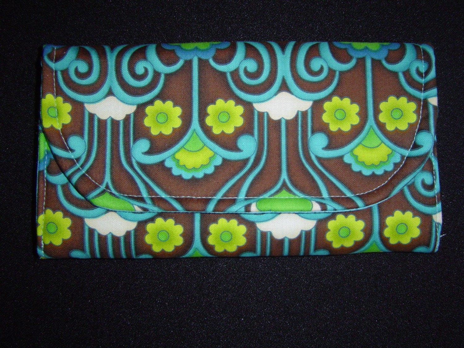 Quilted Fabric Wallet Deco Curlicue by SewBizGirl on Etsy