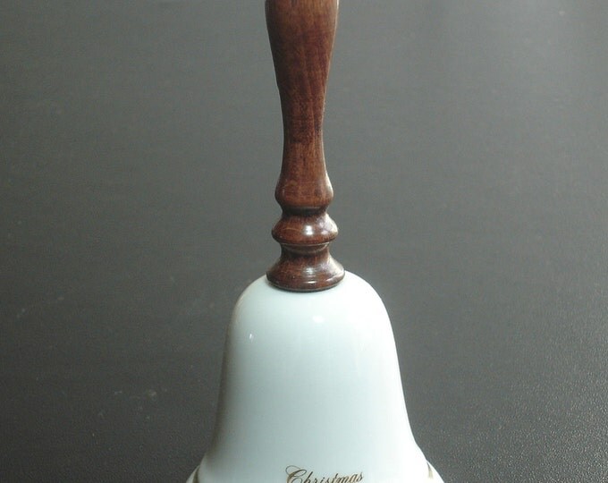 Avon Fine Collectible 6.5" Christmas Bell 1985