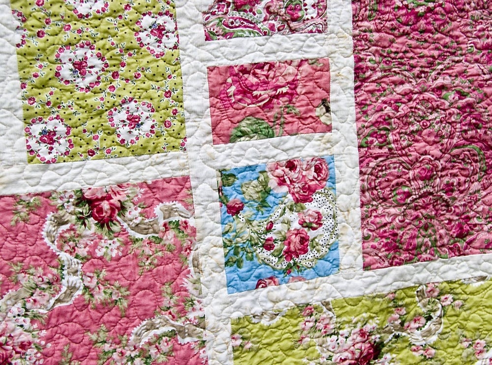 modern-rose-garden-quilt-pattern