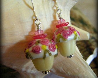 ROSEY CUPCAKE - Lampwork Glass Bead Earrings