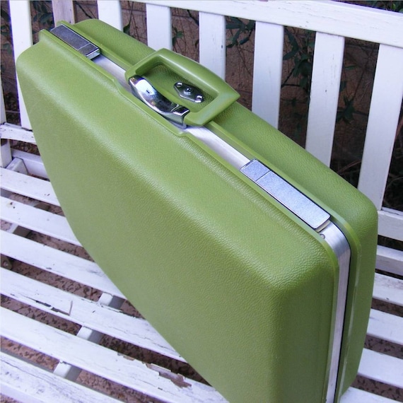 vintage royal traveler suitcase