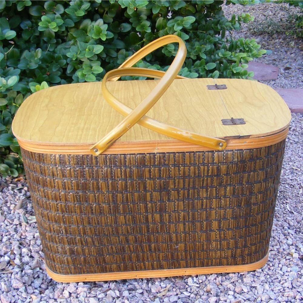 Vintage Hawkeye Picnic Basket Food Hamper Burlington Basket