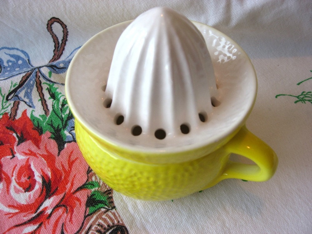 Ceramic Lemon Shaped Reamer Juicer Citrus Orange lime