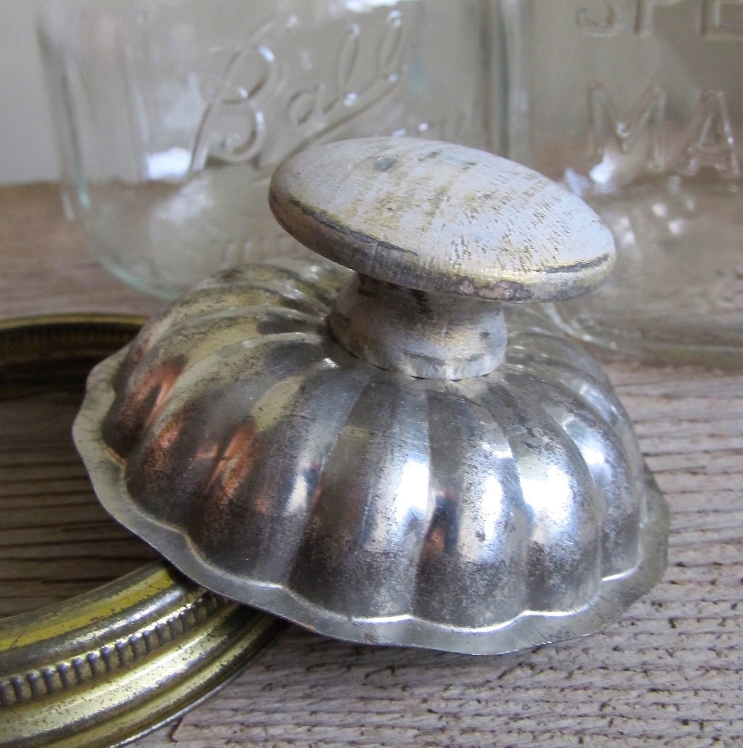 Decorative Mason Jars With Upcycled Lids