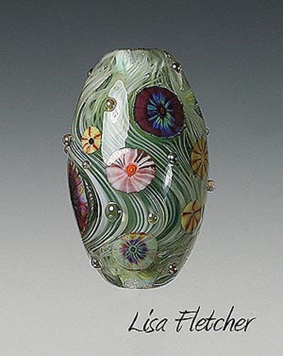 Floating Flowers Glass Bead