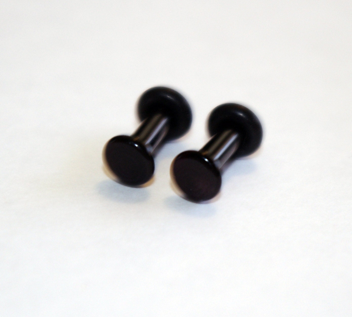 10g Black Glass Plugs Body Jewelry 10 Gauge 2.5mm by