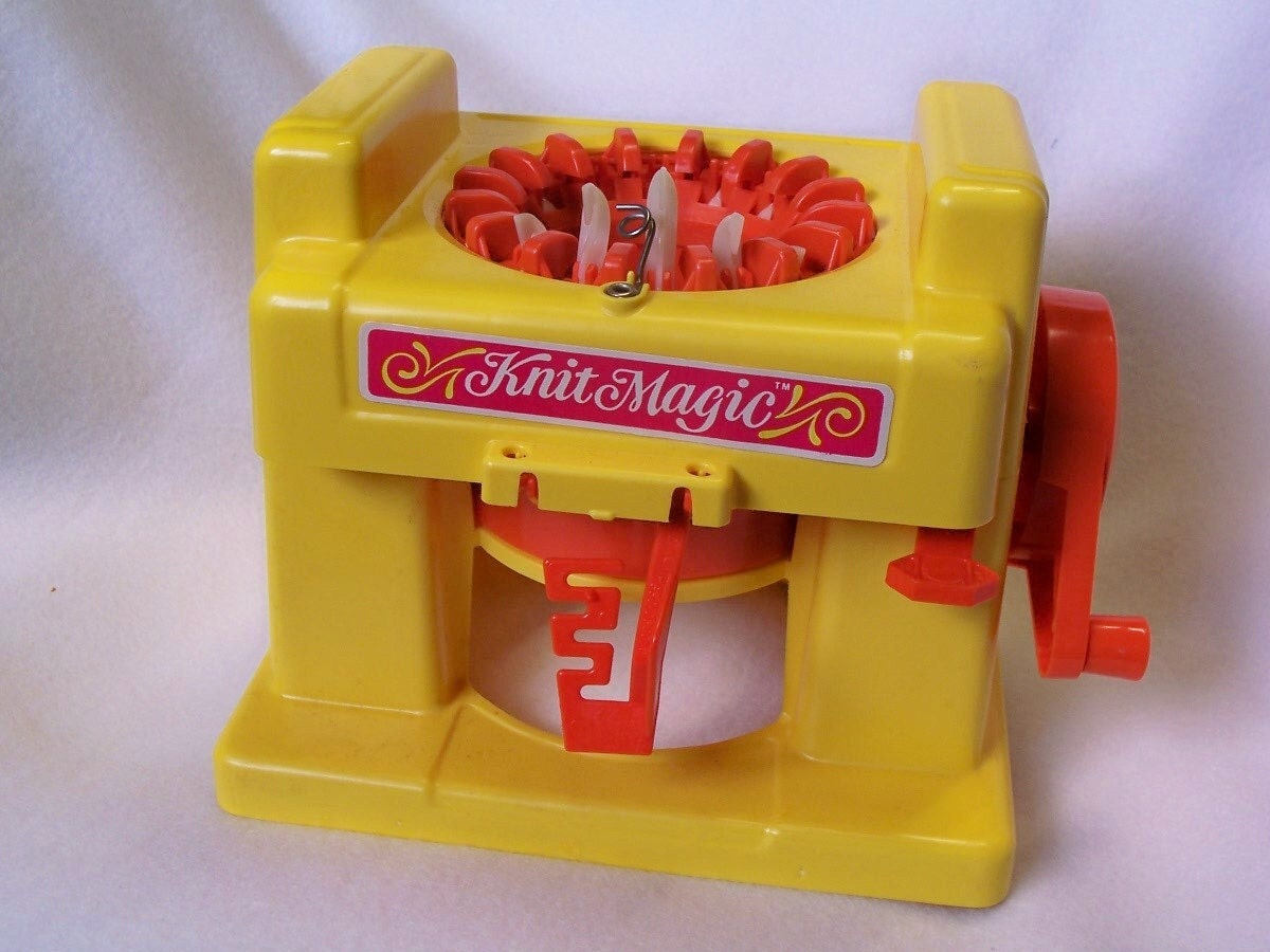 Vintage Mattel 1974 Toy Knit Magic Knitting Machine