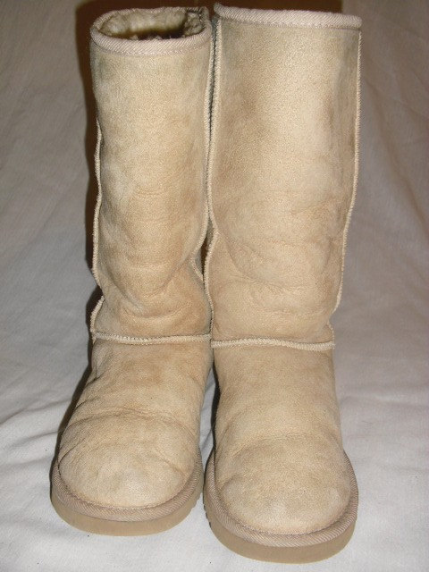 reduced VINTAGE UGGS 90s TALL TAN CREAM FUR BOOTS WOMANS