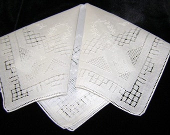 Beautiful Pure White Hankie Drawnwork & Embroidery BRIDES Bridesmaids Weddings
