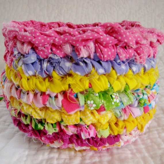 Happy Scrappy Rag Basket Crochet Fabric by NewEnglandQuilter