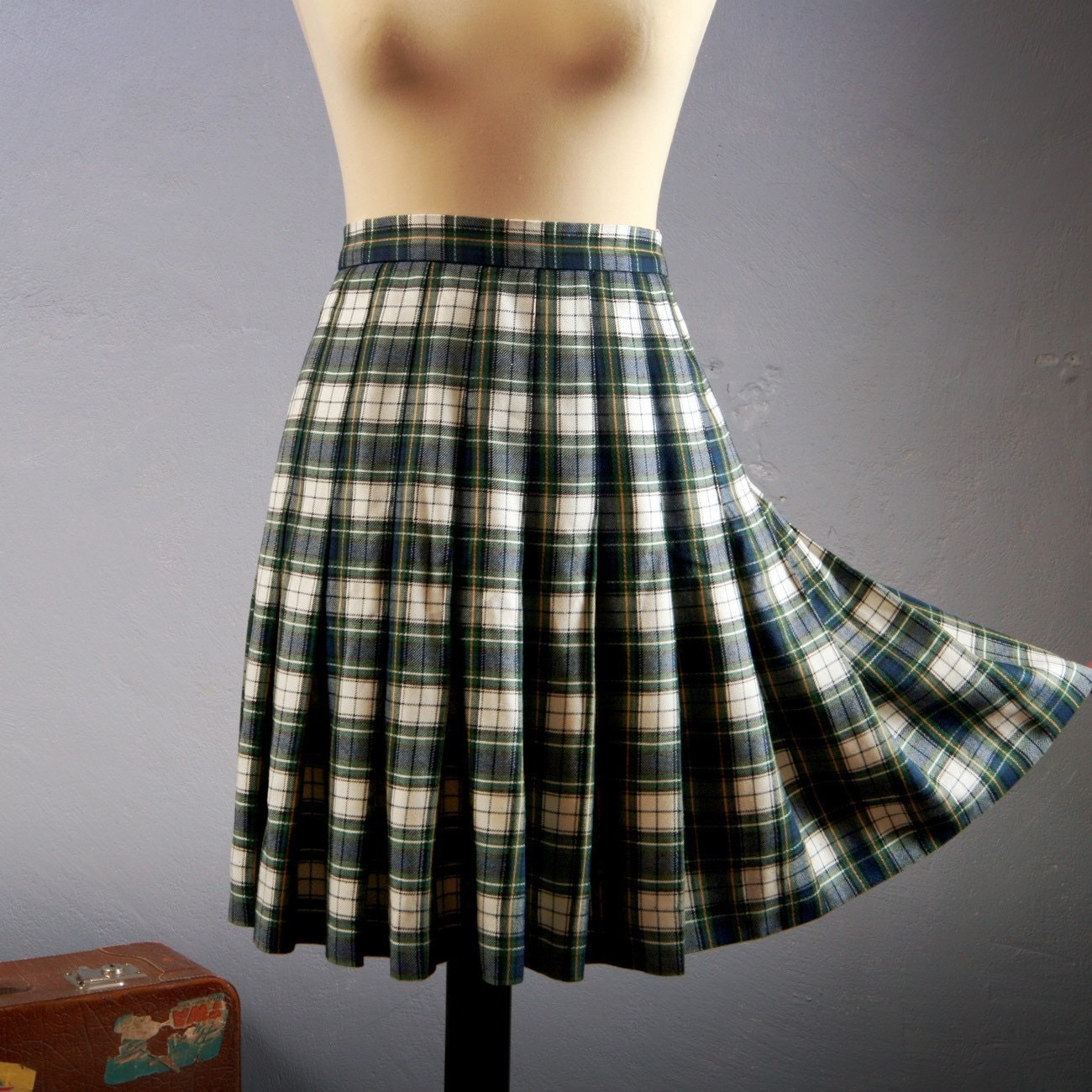 SALE... GREEN PLAID checked SCHOOLGIRL UNIFORM skirt with
