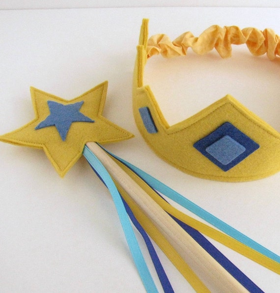 Items similar to Wool Felt Crown and Wand on Etsy
