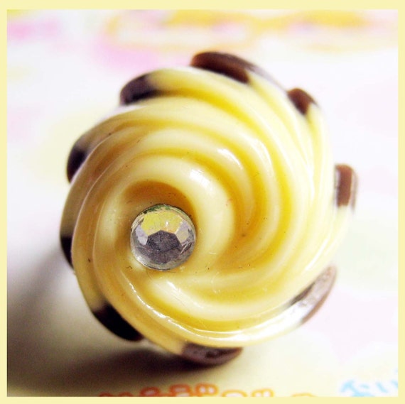 Vanilla Pudding Ring