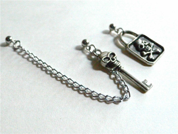 Pirate Lock and Key Cartilage Chain by DragonRose on Etsy