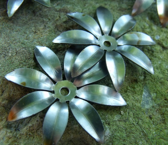 Daisy Wheels 45mm Vintage Steel Dapped Flower by StDymphnaSupplies