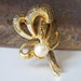 Vintage Damascene Brooch with Faux Pearl, Vintage, Etsy Jewelry, Jewelry, Gift, Pearl Brooch, Pearl Pin