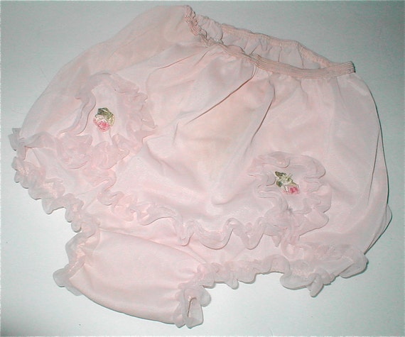 Vintage Pink High Waisted Panties Nylon by studiostebbylee