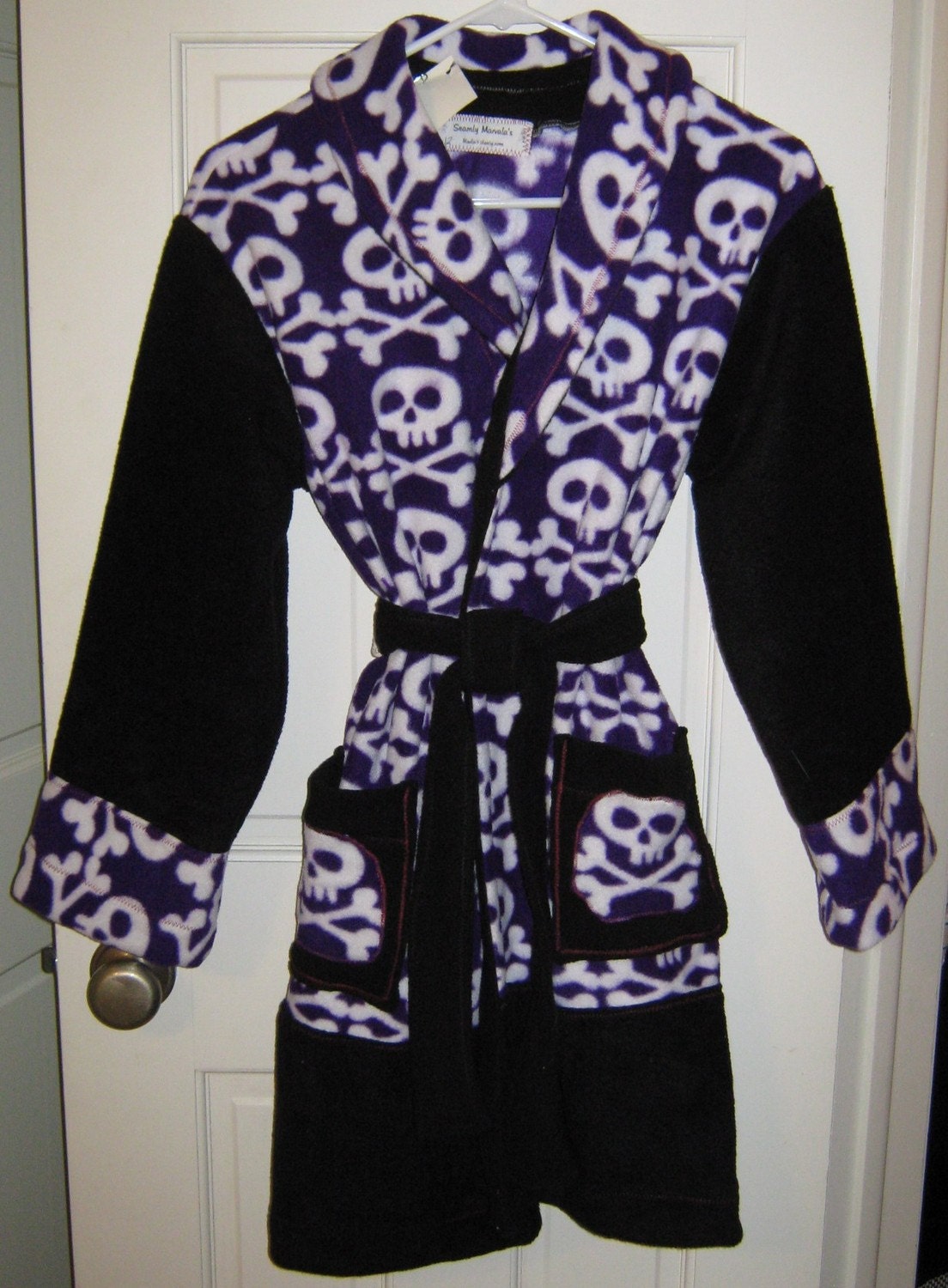 Purple skull and crossbones boutique fleece robe black trim