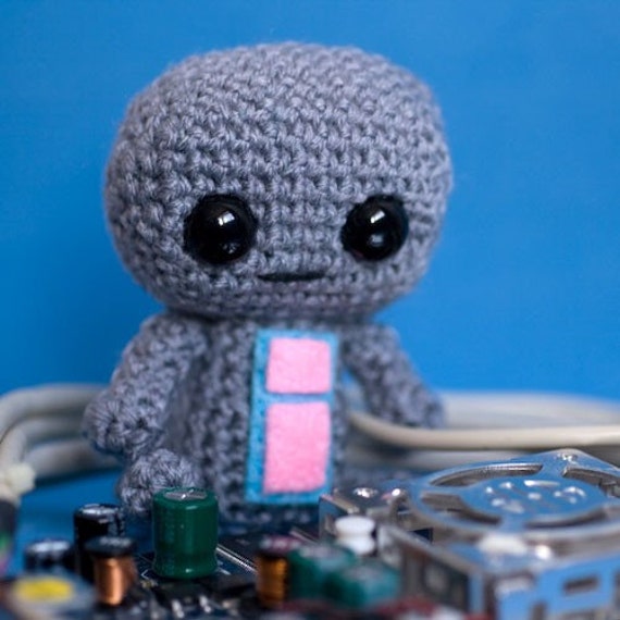 Amigurumi Grey Kawaii Robot