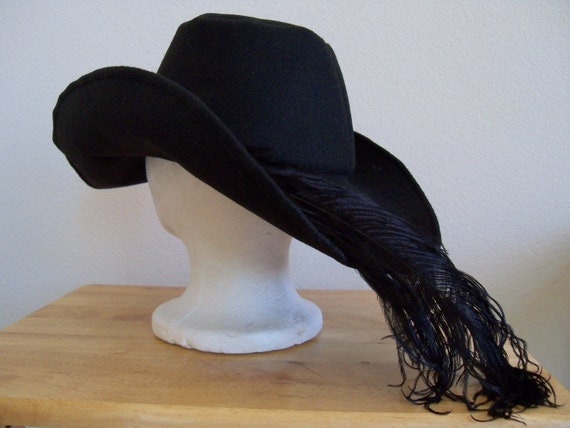 Renaissance Hat with Black Plume Feather by ANeedlePullingThread