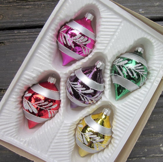 Vintage Christmas Ornaments Five Glass Romania 1973