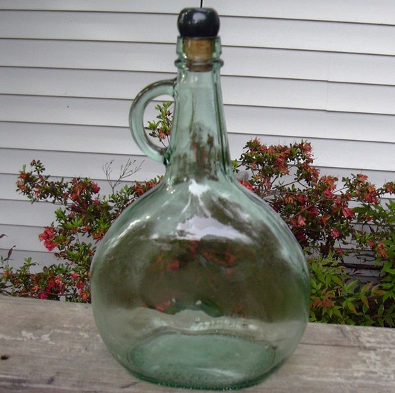 Download VINTAGE Wine BottleGreen Glass