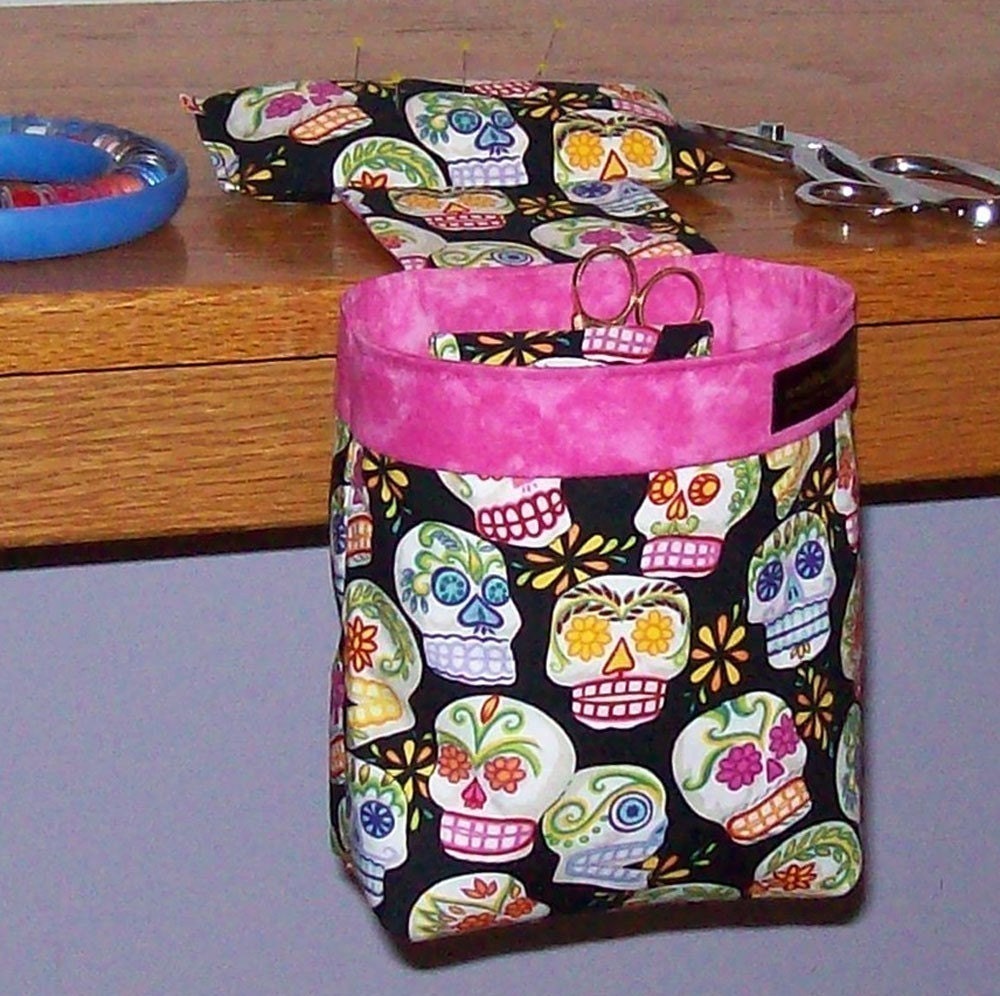 Thread Catcher // Scrap Caddy // Scrap Bag // Pincushion