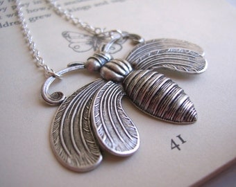 Oh Honey bee necklace - large ornate silver bee - statement jewellery - nickel free