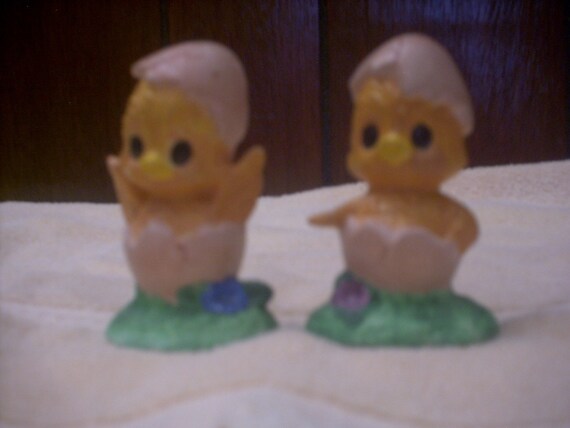 Baby Chicks, hatching chicks, spring decor, Easter decor, holiday decor,spring gift, child's gift, hand painted, two chicks, easter chicks