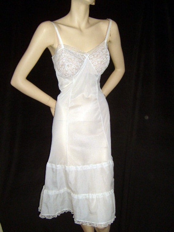 Vintage 60's Sixties White Petticoat Full Slip Dress by unapam