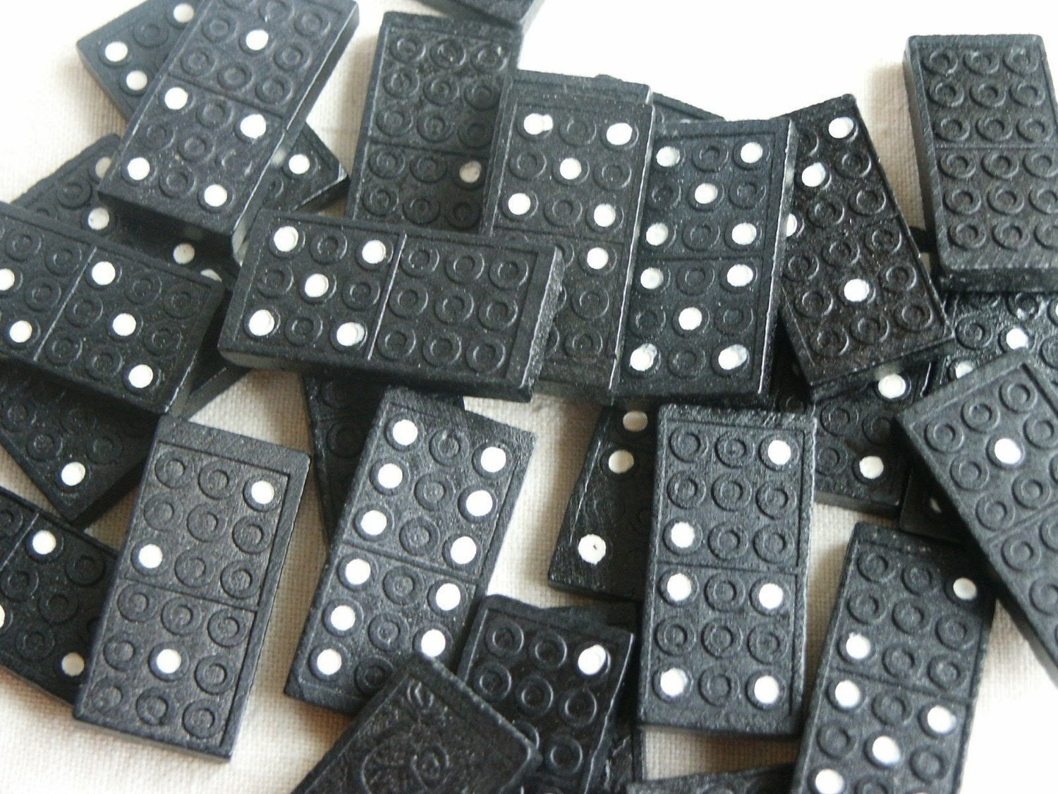 Dominoes Game Pieces Set of 8 by LibertyAspen on Etsy