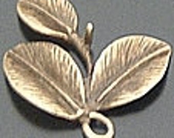 4 leaf drops jewelry findings antiqued bronze quantity four measures 23x23mm H17