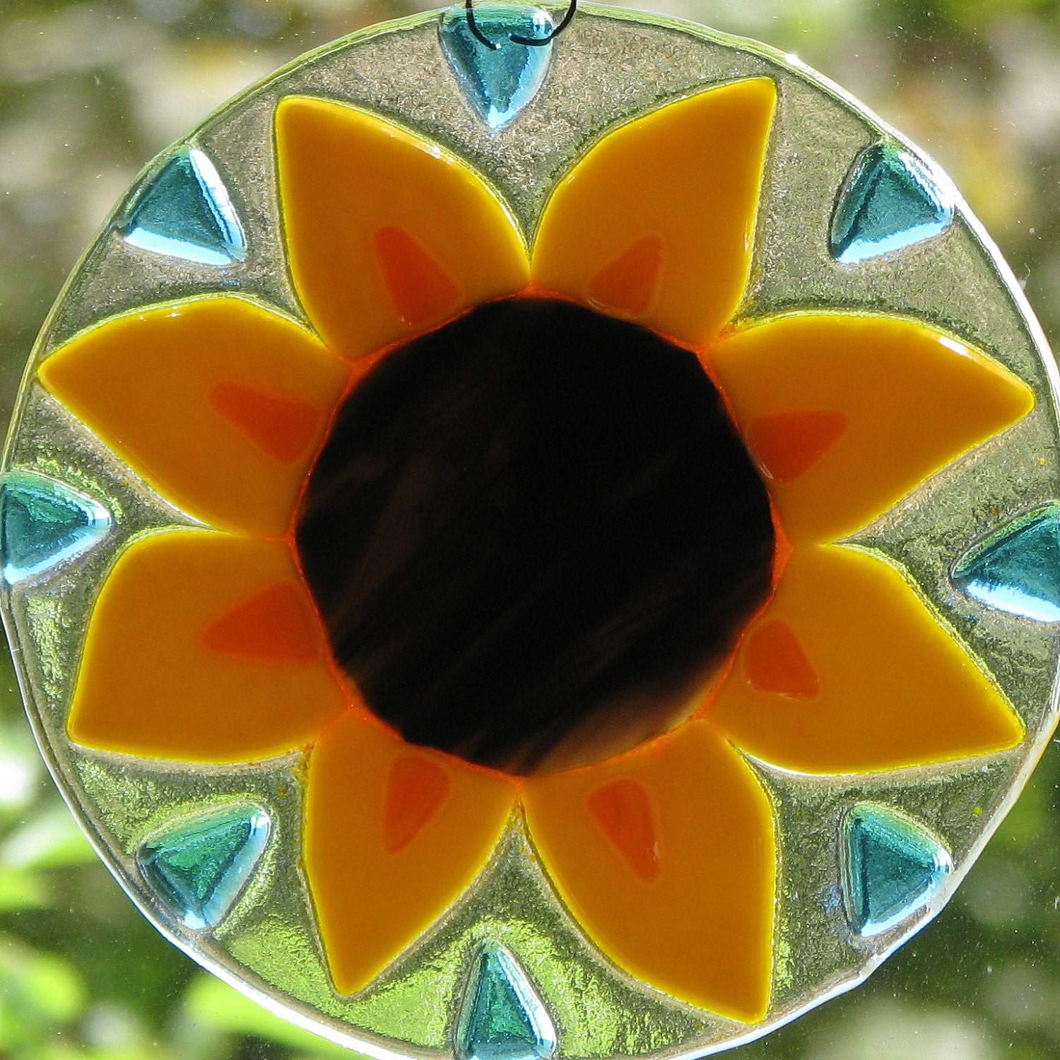 Sunny Sunflower Pattern Fused Glass Sun Catcher
