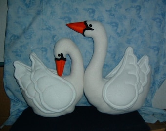 Swan Pair Stuffed Birds Pattern to Sew, Loving Couple Instant Download