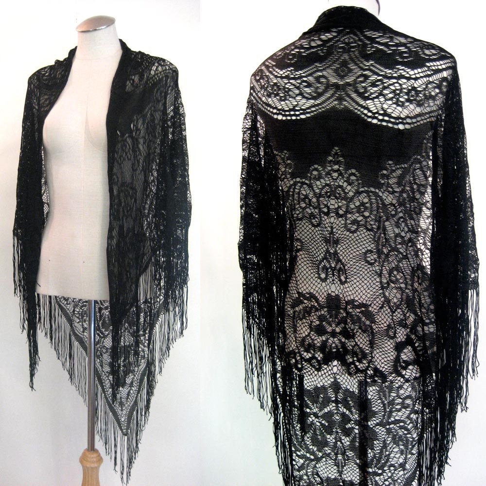 vintage VICTORIAN BLACK CROCHET LACE SHAWL