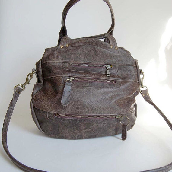 Medium hand bag in distressed brown by valhallabrooklyn on Etsy