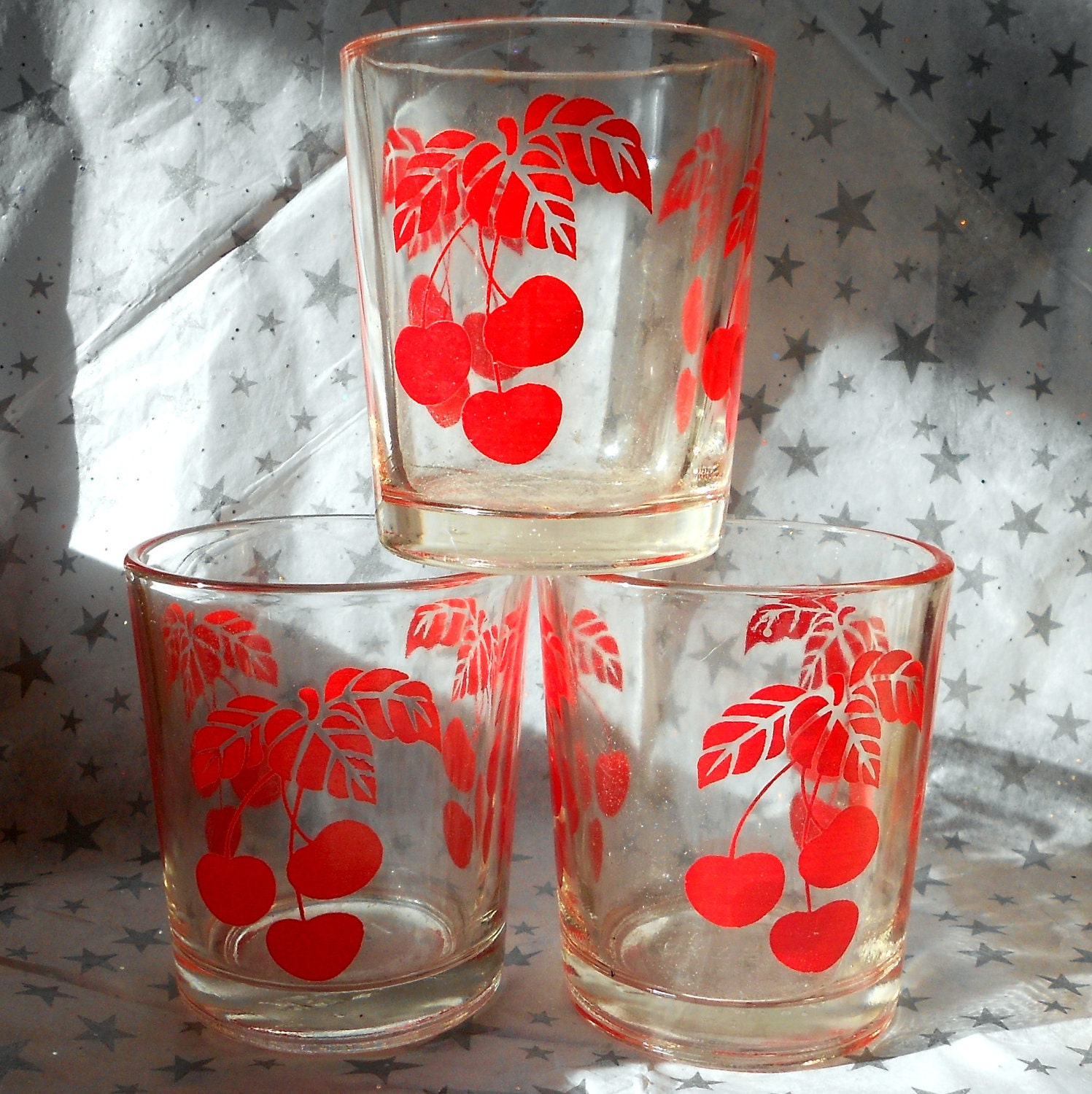 Set Of Three Vintage Juice Glasses With Cherry Design   Il Fullxfull.334987494 