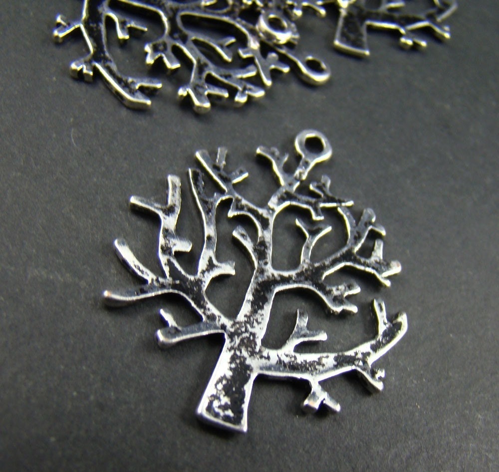 8pcs 32x26mm Antique Silver Metal Tree Charm Pendant AY603