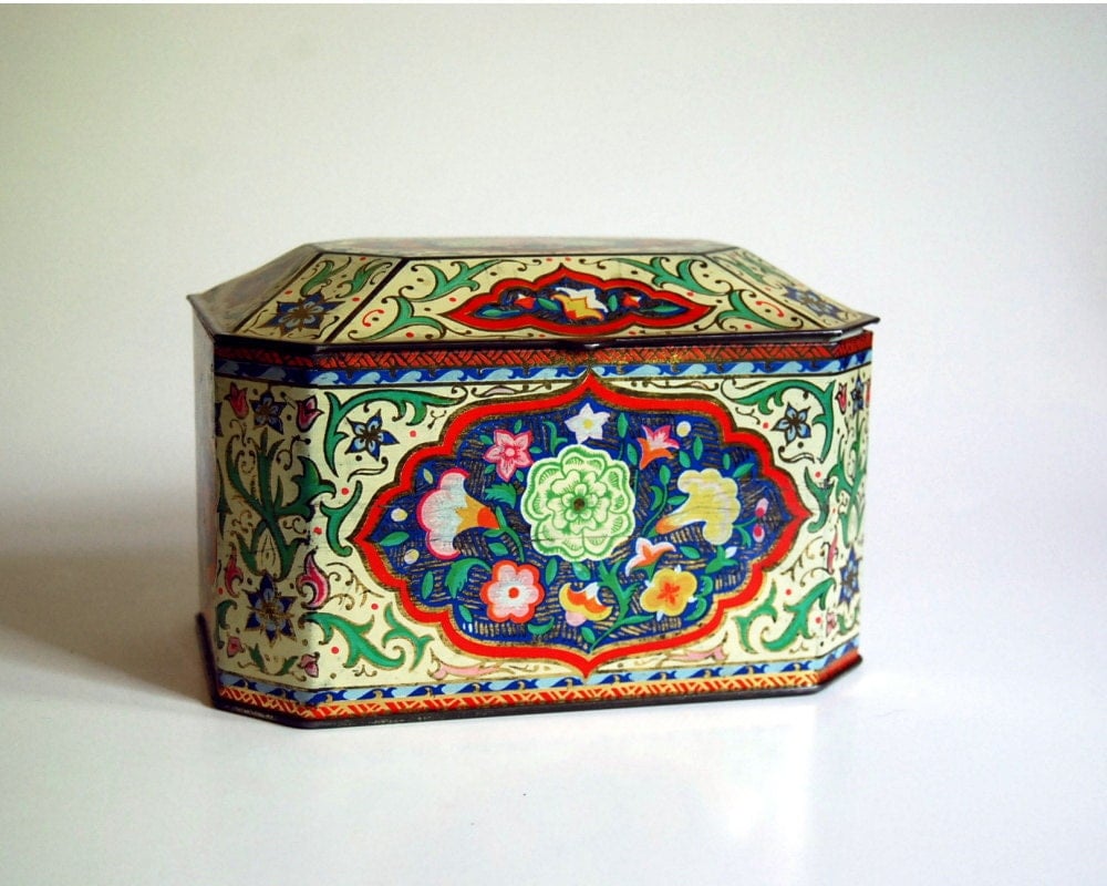 Download Vintage Floral Tin Box by Metal Box Company England Yellowimages Mockups
