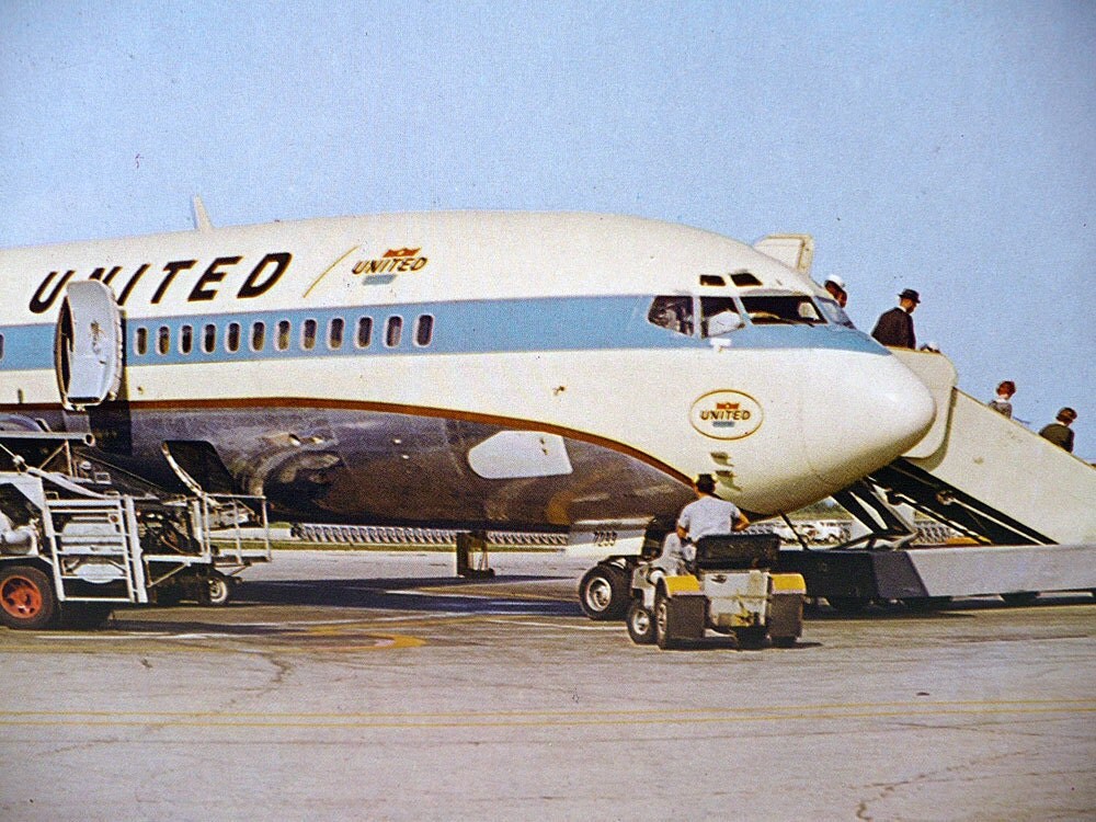 United Airlines Vintage 105