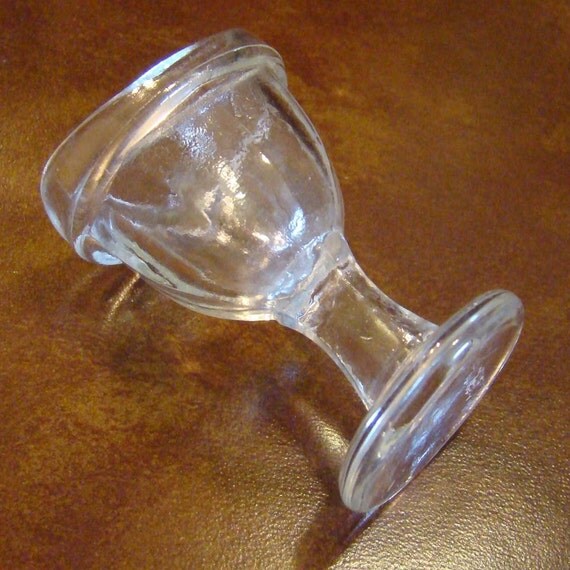 Antique Pharmacy Glass Eye Wash Cup from Early 1900s