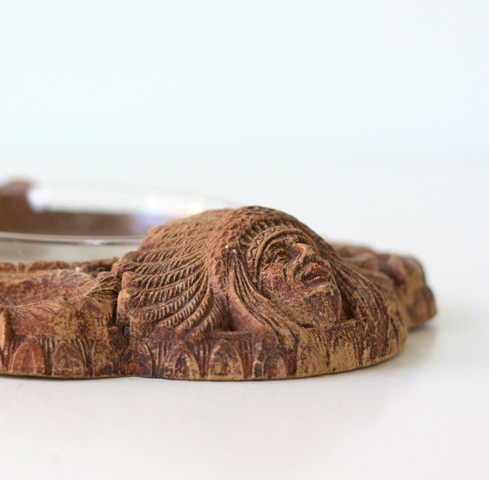 Vintage Syroco Wood Native American Indian Pipe Holder