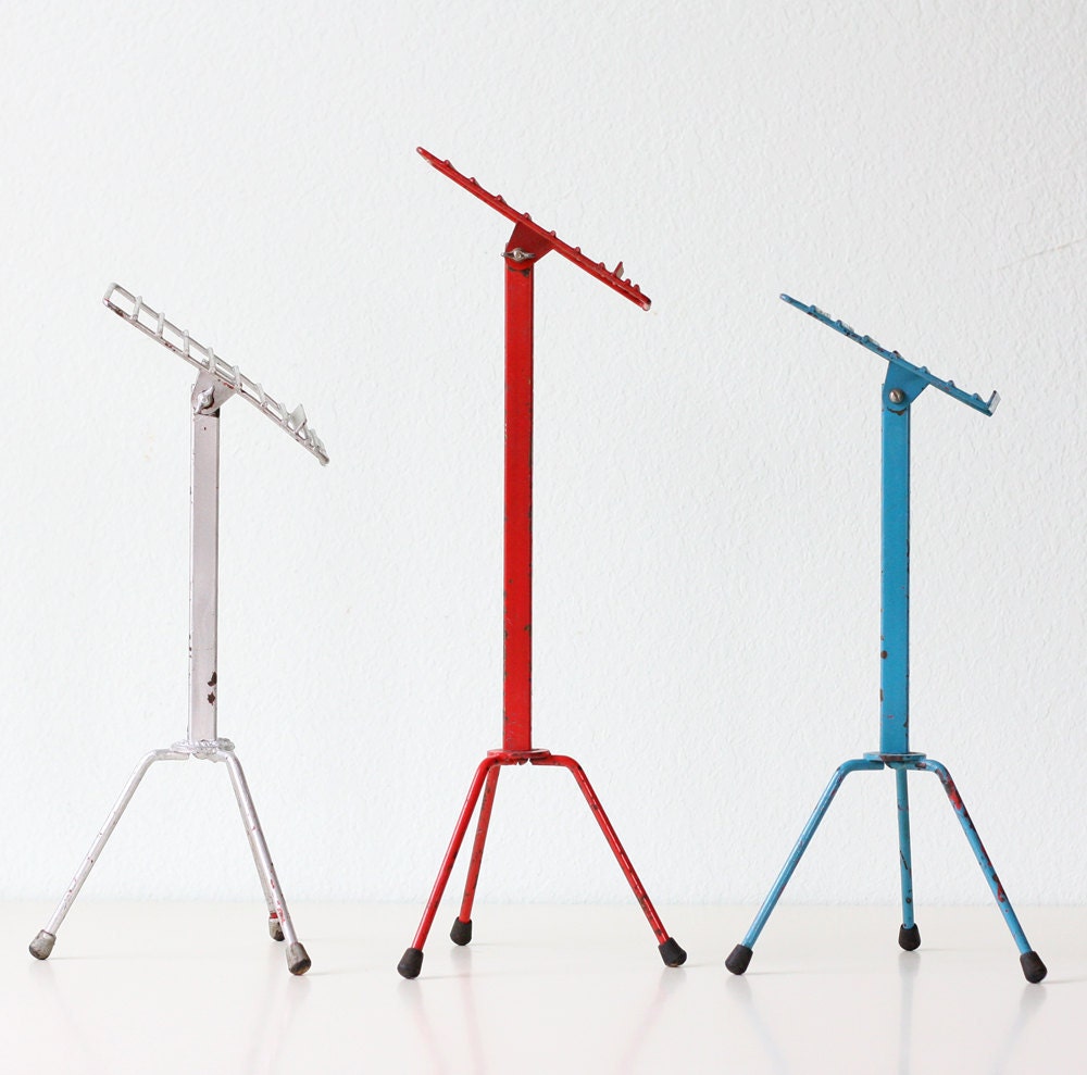 Vintage Shoe Display Stands Set of 3 by bellalulu on Etsy