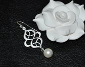 Dangling sterling silver and Swarovski pearls earrings- Bridal Earrings, Pearl Earrings, Long Earrings Dangling sterling silver and Swarovski pearls earrings- Bridal Earrings, Pearl Earrings, Long Earrings