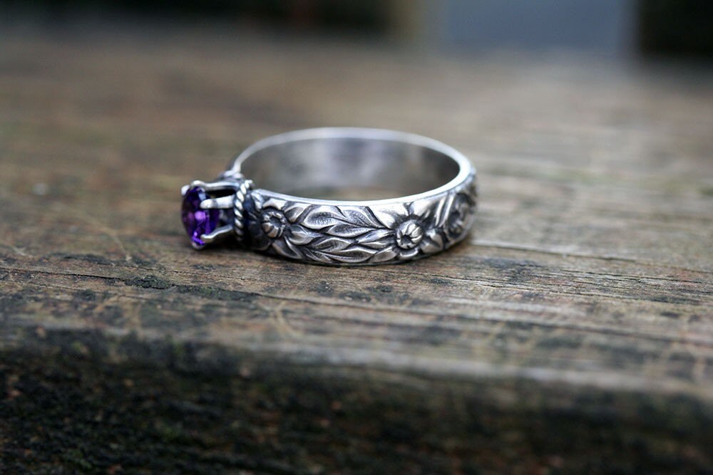 Amethyst etched floral ring sterling silver No.4