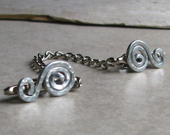 Silver Swirl Sweater Clip metal chain aluminum wire retro cardigan pin shawl clips collar