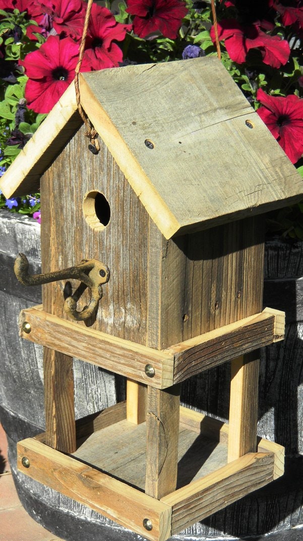 Rustic Birdhouse Feeder 264