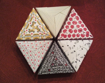 6 Paper Origami Triangle PIE Mini Boxes - SCHOOL DAYS