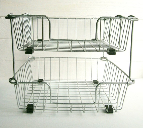 Pair Stacking Wire Baskets for Office Desk