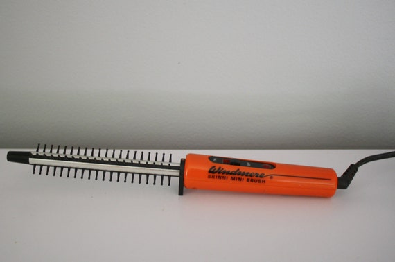 mini curling brush